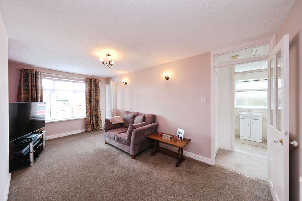 Property photo 2 of 18 Img_6494
