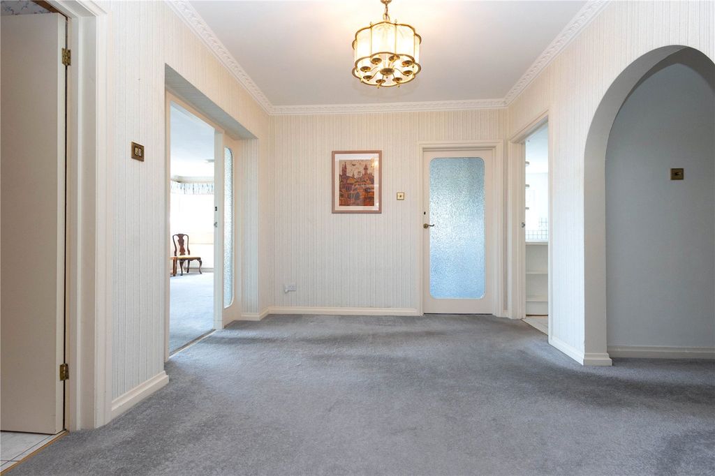 Property photo 3 of 22 Picture No. 09