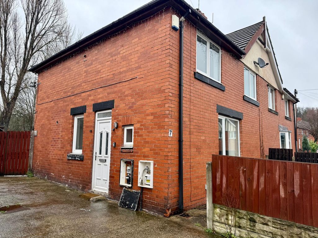 Property photo 2 of 17 Gallery