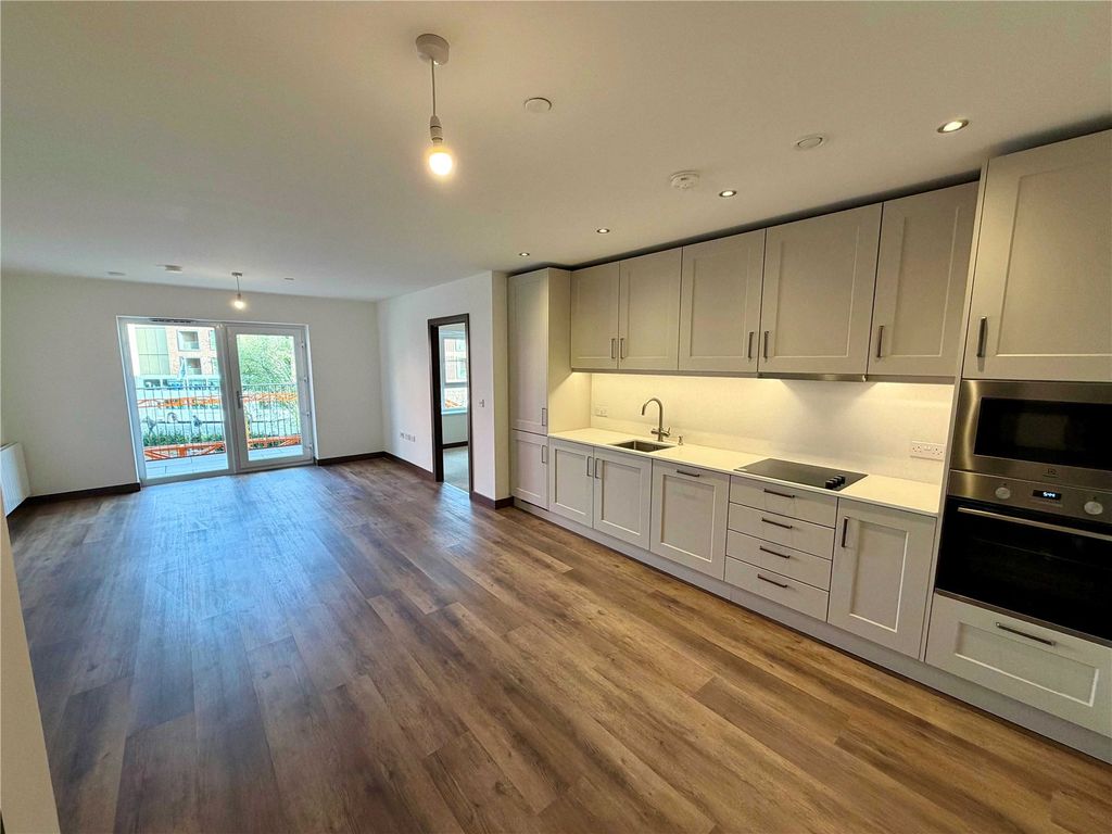 Property photo 2 of 9 Picture No. 36