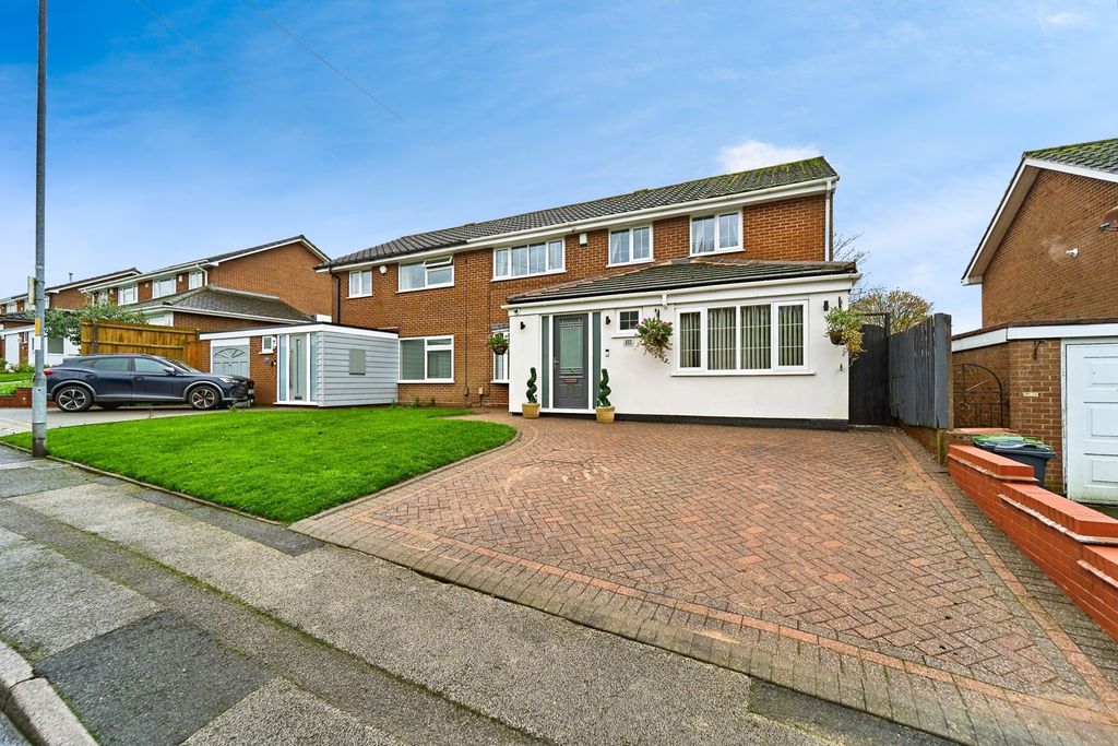 Property photo 1 of 20 Photo