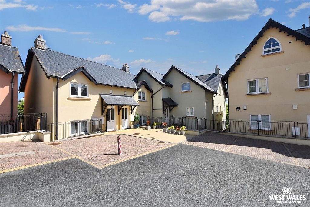 Additional image 13 of 2 bed flat for saleSt. Brides Hill, Saundersfoot SA69
