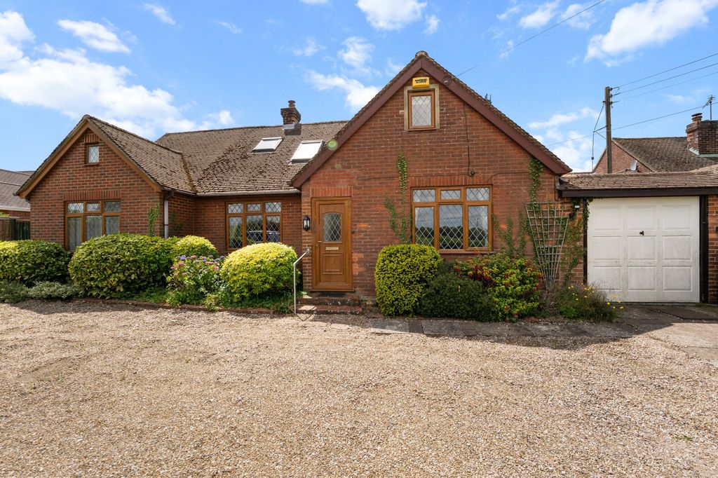 Property photo 2 of 23