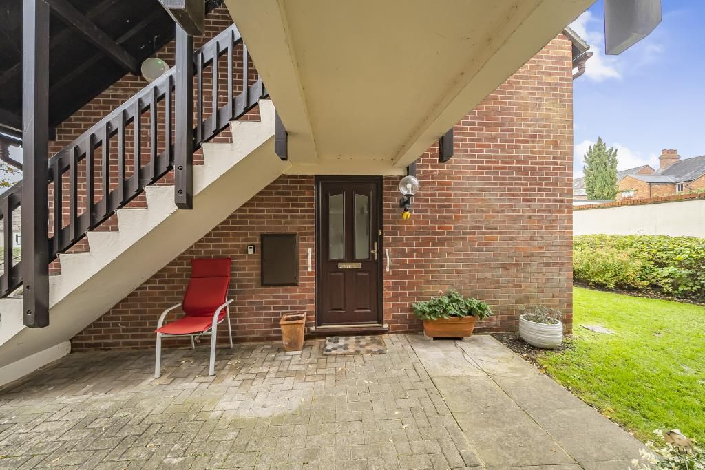 Property photo 2 of 9 External