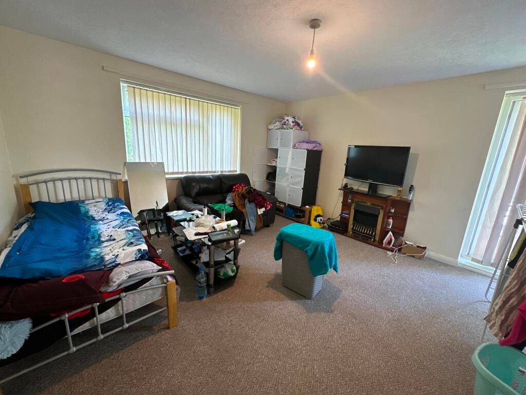 Property photo 3 of 7