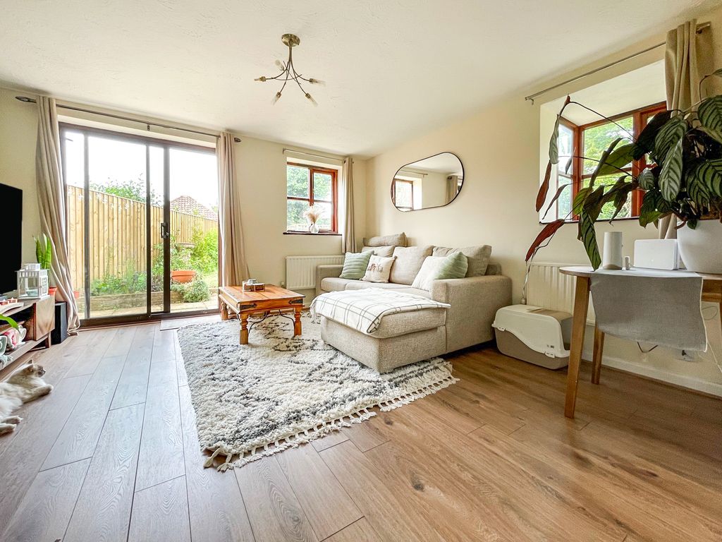 Property photo 2 of 9 2