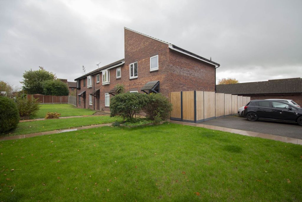 Property photo 2 of 13