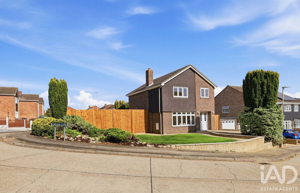 Property photo 1 of 33
