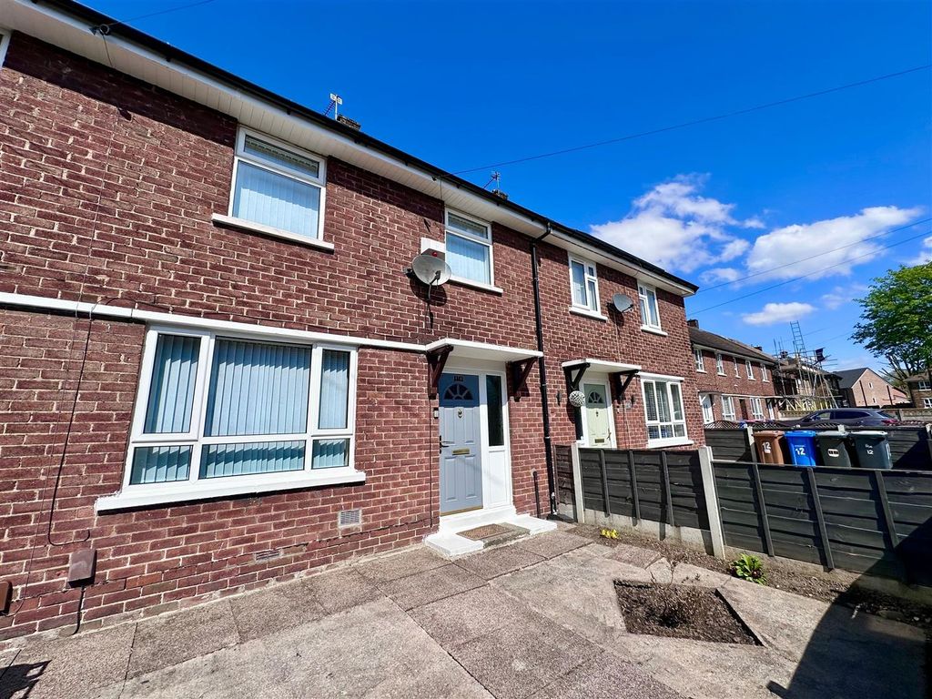 Property photo 2 of 18