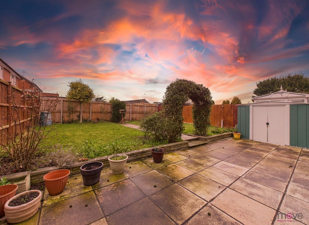 Property photo 3 of 17