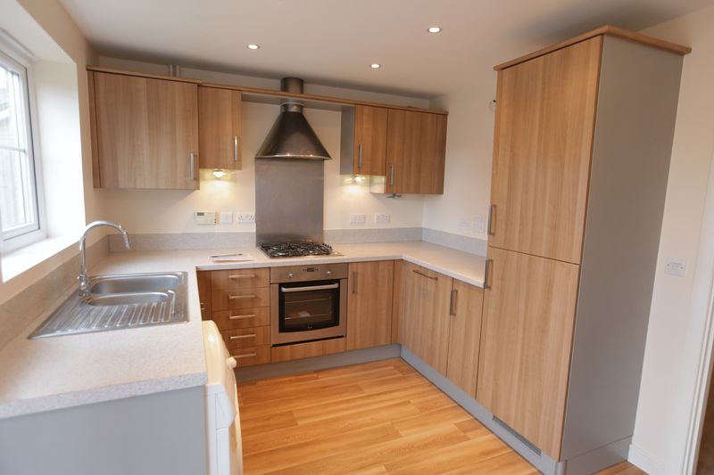 Property photo 2 of 16 Photo 4