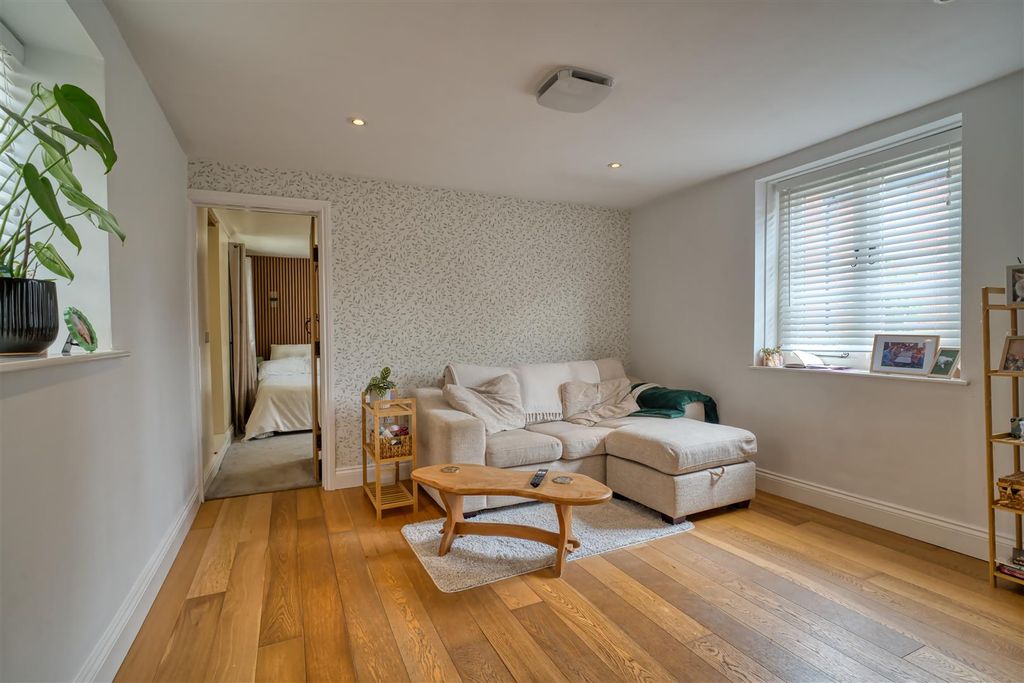 Property photo 3 of 8 Sitting Room