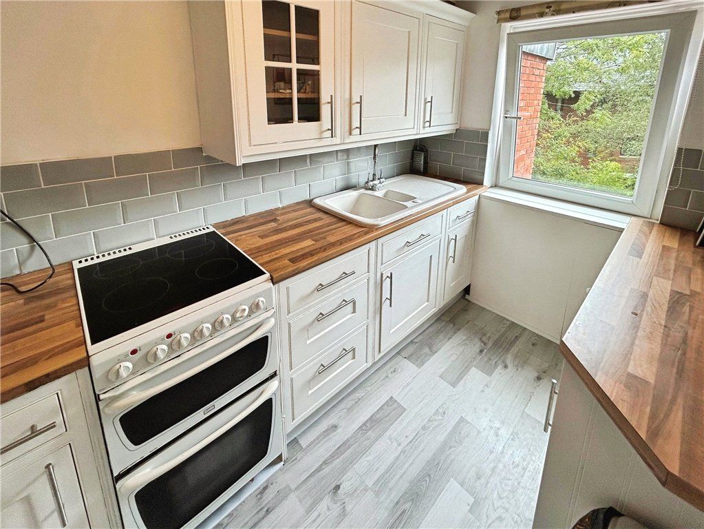 Property photo 2 of 10 Picture No. 02