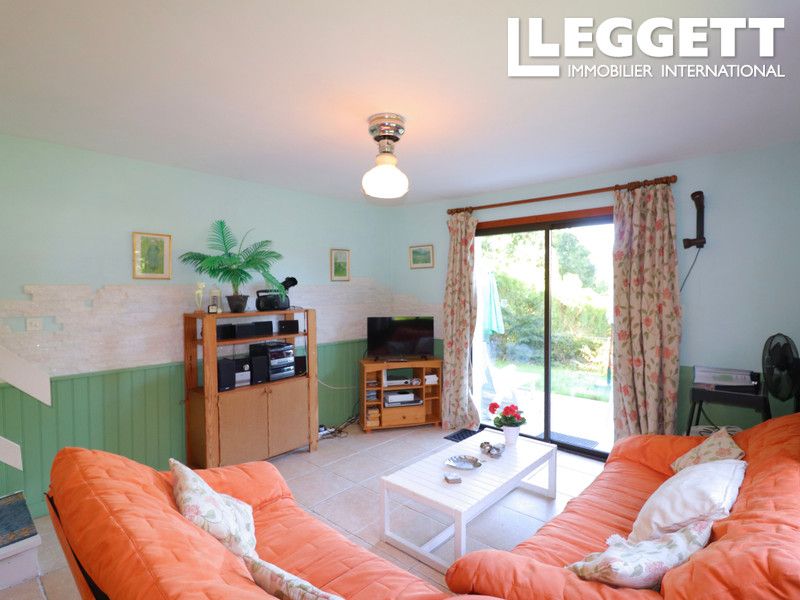 Property photo 2 of 10