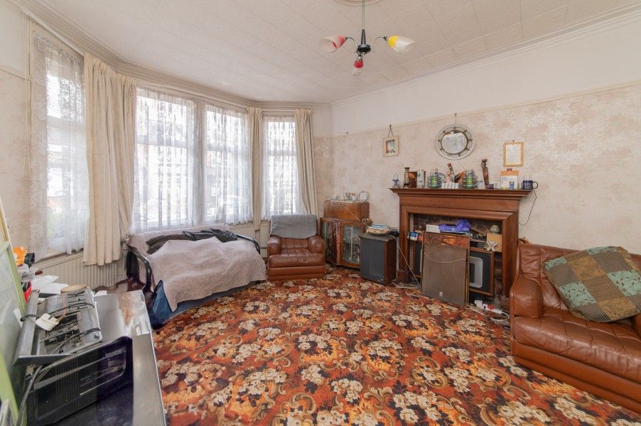 Property photo 3 of 22