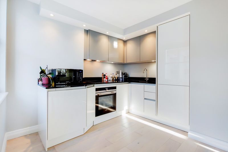 Property photo 3 of 16 Kitchen