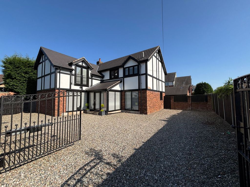 Property photo 1 of 54