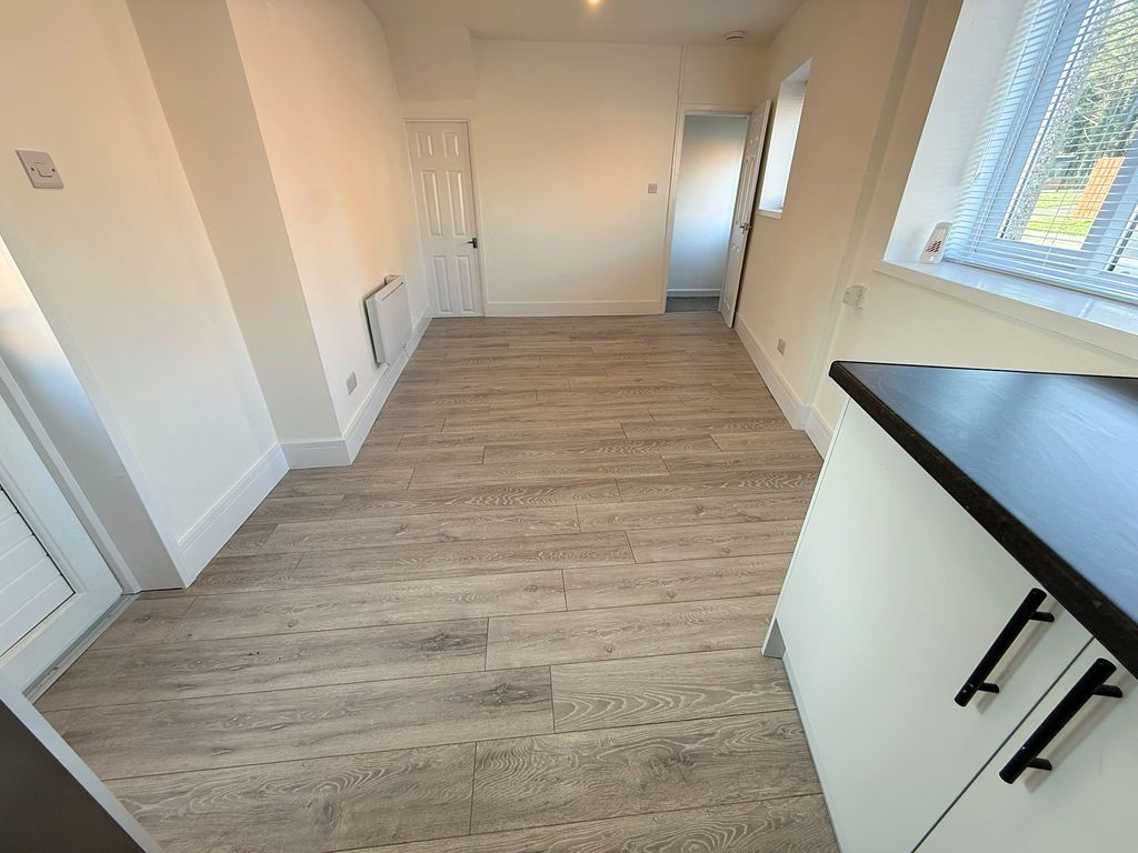 Property photo 2 of 6 Lounge