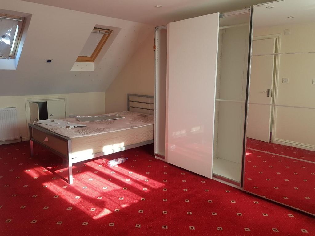 Property photo 1 of 3