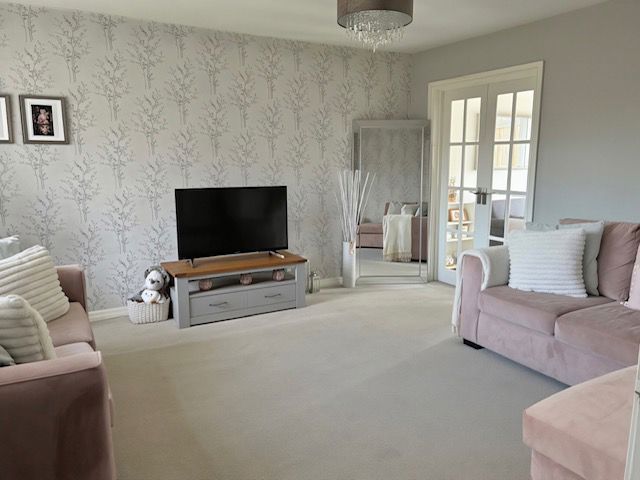 Property photo 2 of 14