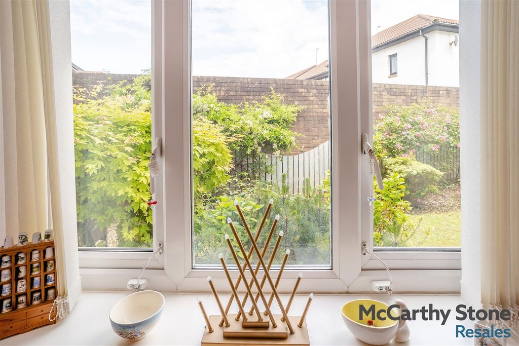 Additional image 6 of 1 bed flat for saleMiddleton Court, Picton Avenue, Porthcawl CF36