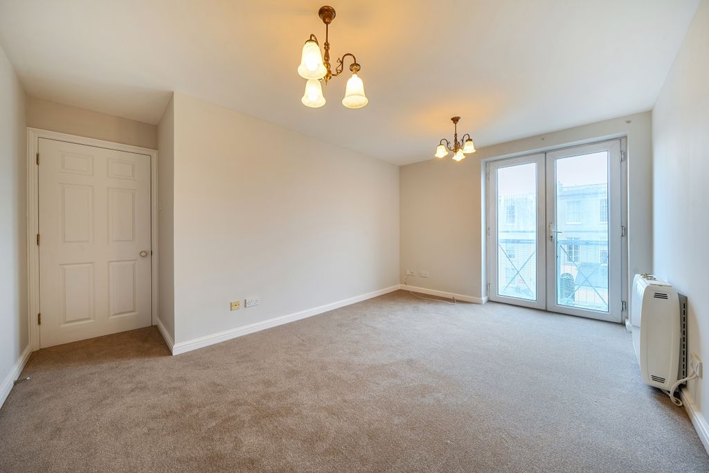 Property photo 2 of 20 1478358-18-6A2A7c...