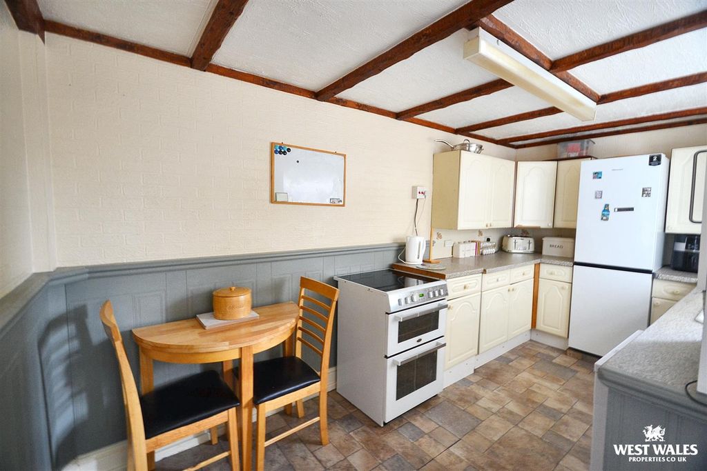 Property photo 3 of 21 Dsc_0524 (1).Jpg