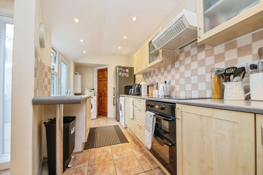 Property photo 3 of 13