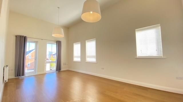 Property photo 3 of 13 Living Room
