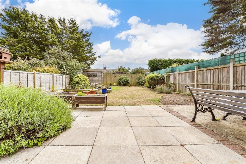 Property photo 1 of 10 Patio / Decking