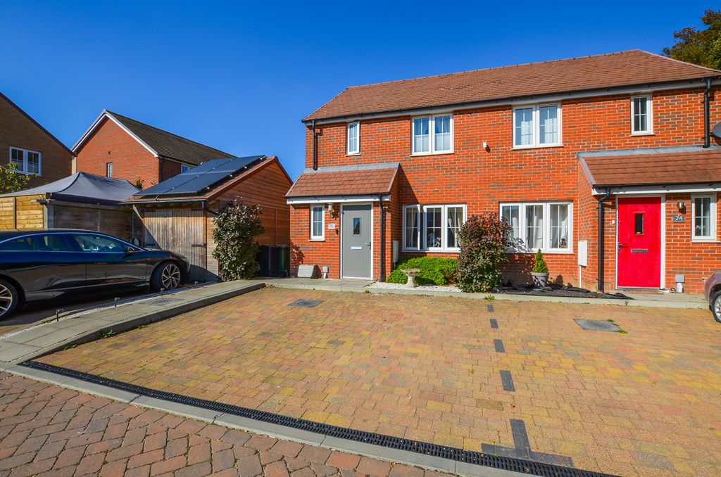 Property photo 1 of 21