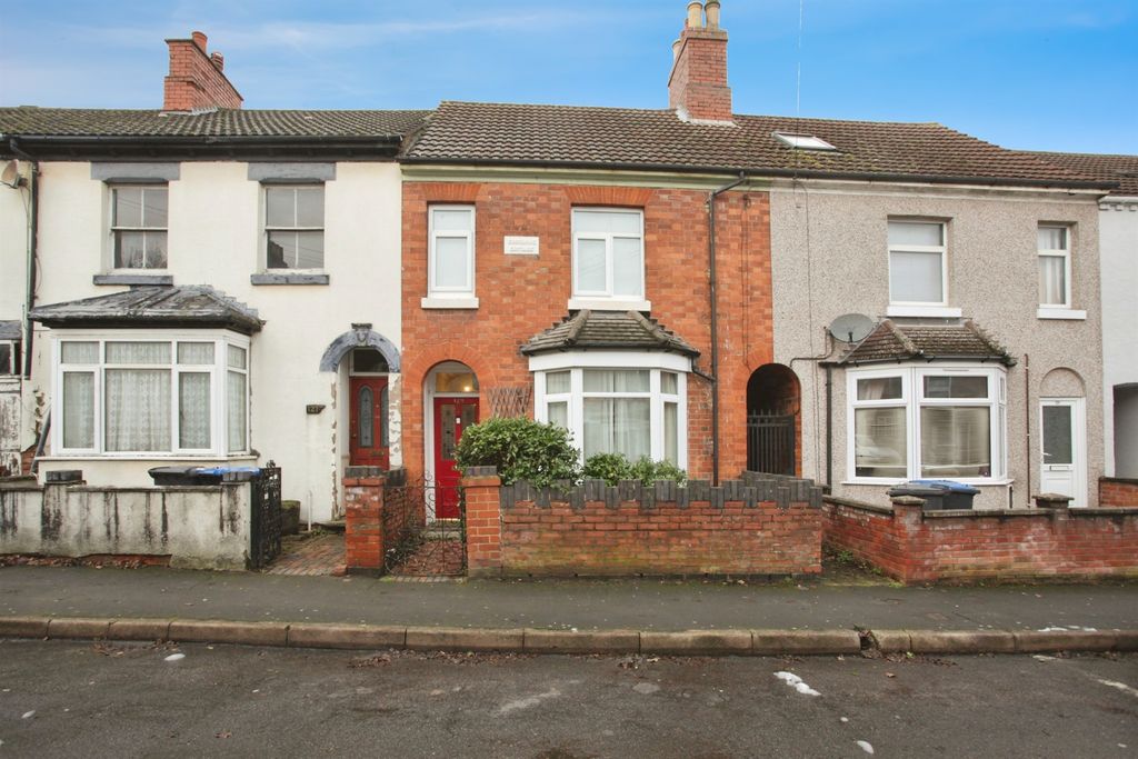 Property photo 1 of 17