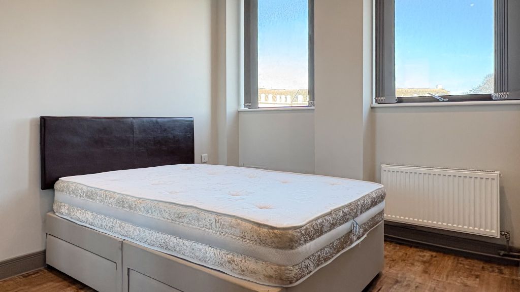 Property photo 3 of 15 Bedroom