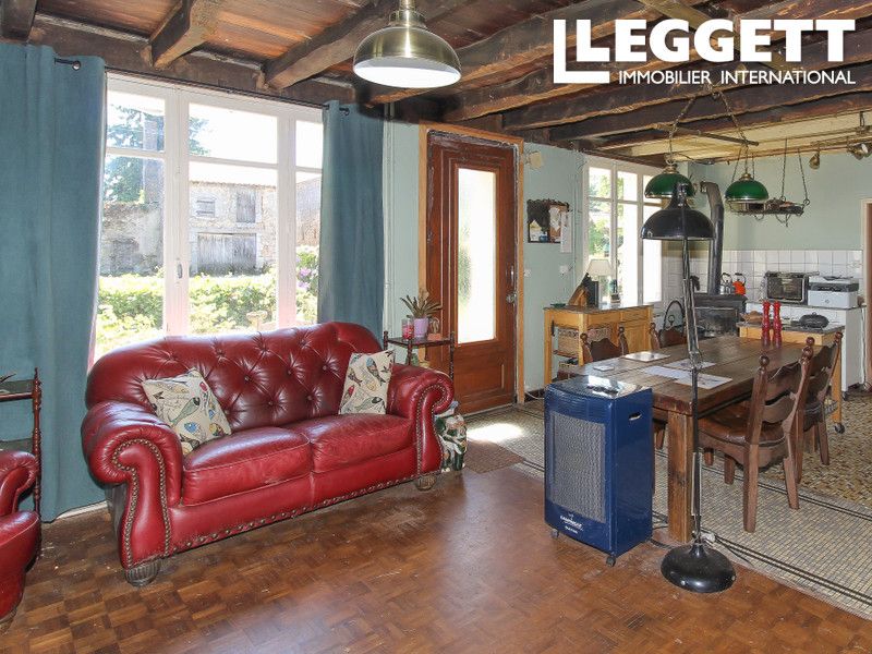 Property photo 3 of 10
