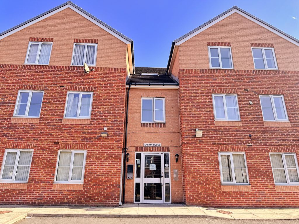 Property photo 1 of 19