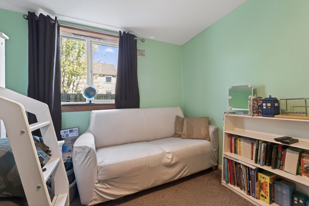 Additional image 19 of 2 bed flat for saleOxgangs Street, Edinburgh EH13