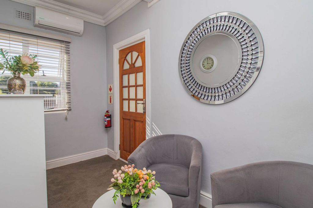 Property photo 2 of 27 1TV1717392