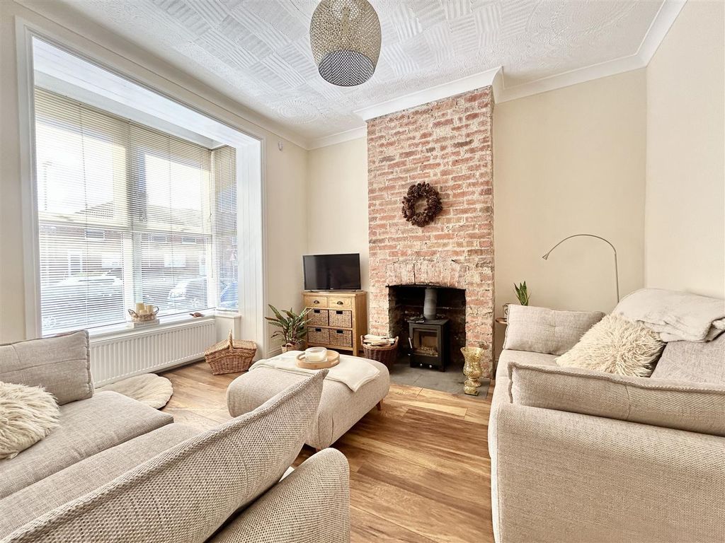 Property photo 2 of 30 Img_9032.Jpeg