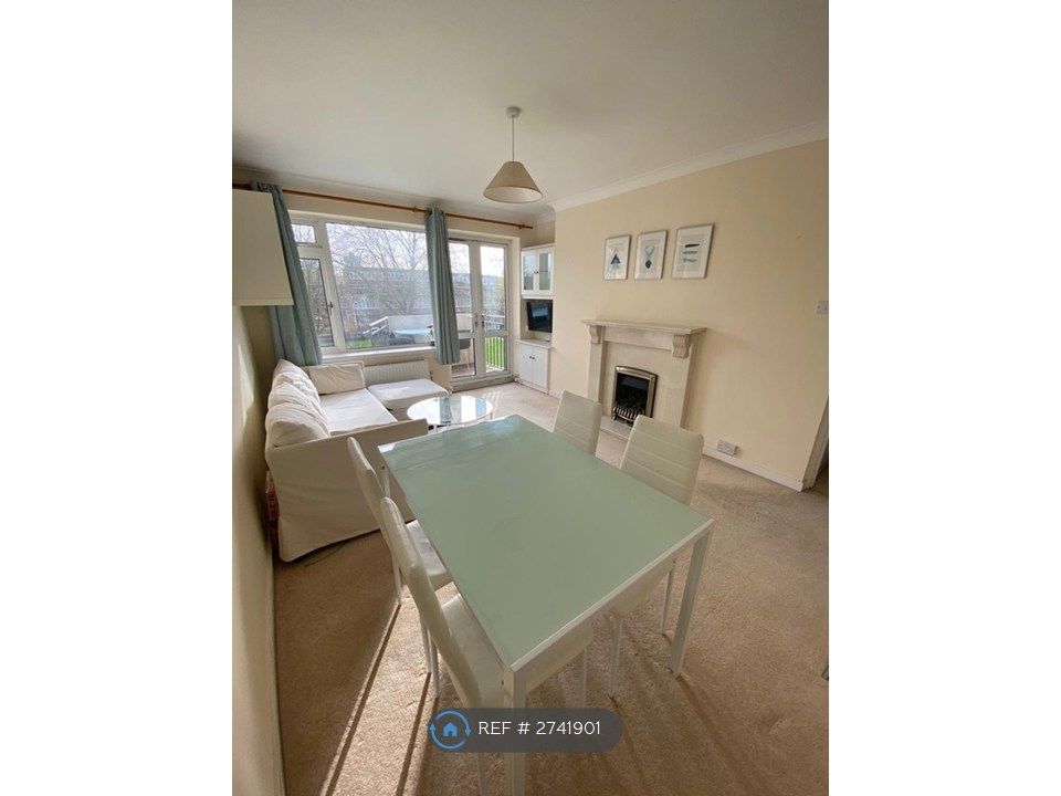 Property photo 3 of 17