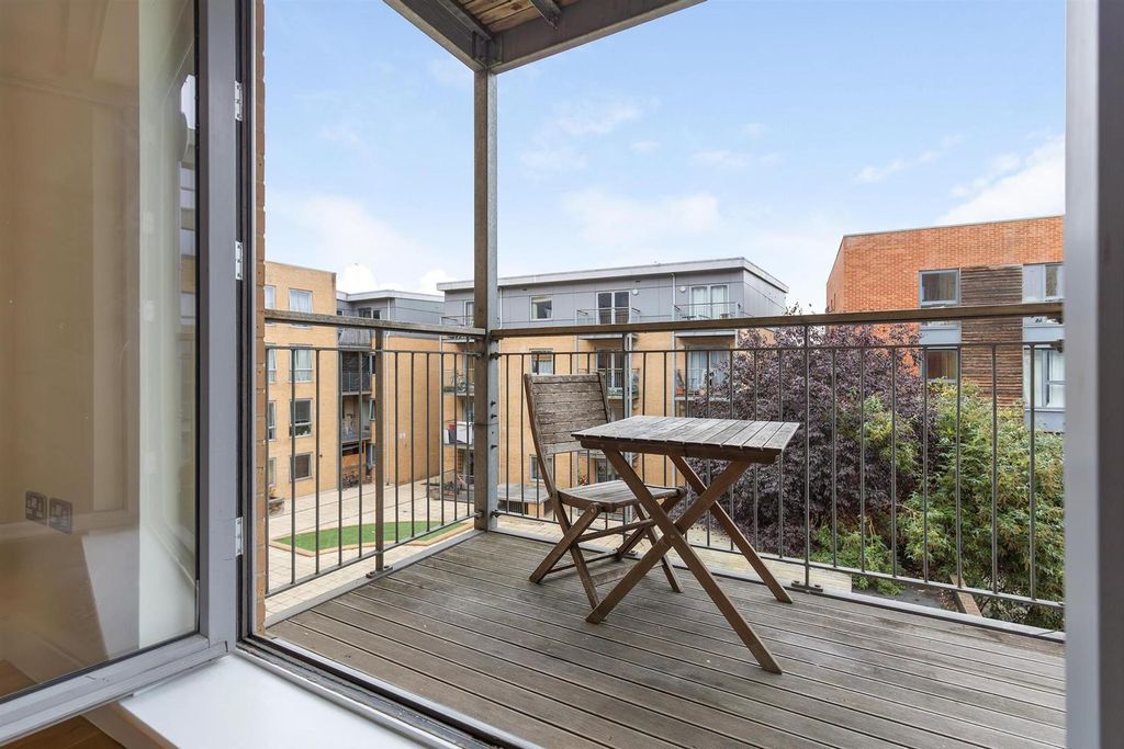 Property photo 3 of 16 Pbck8055.Jpg