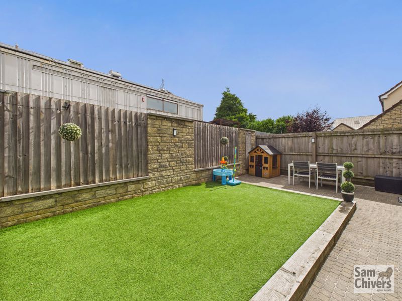 Property photo 3 of 19 Photo 14