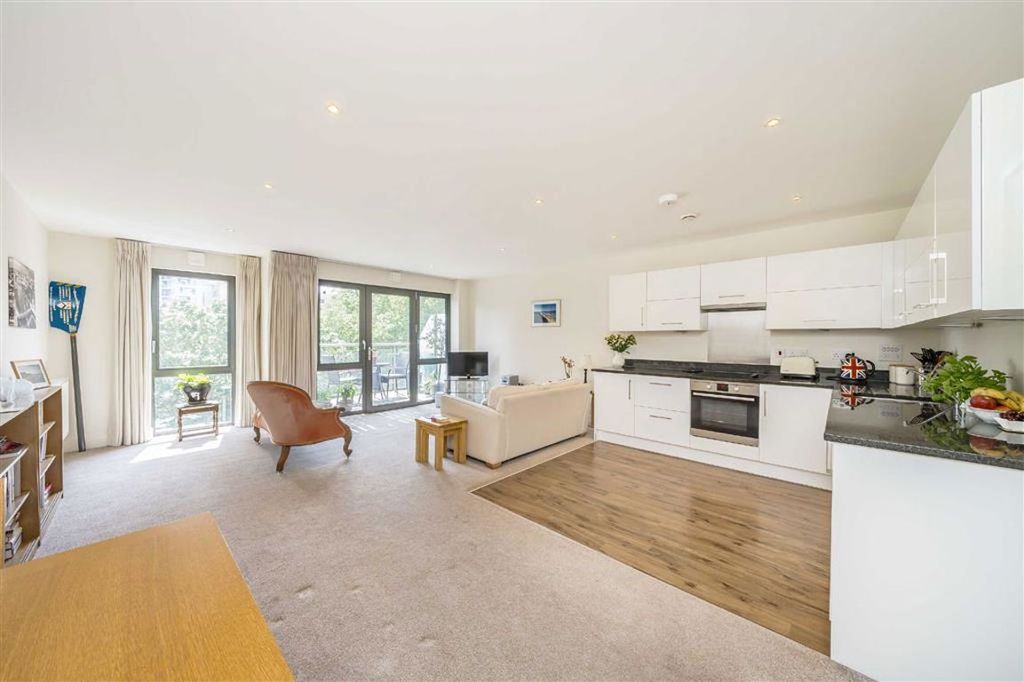 Property photo 2 of 6