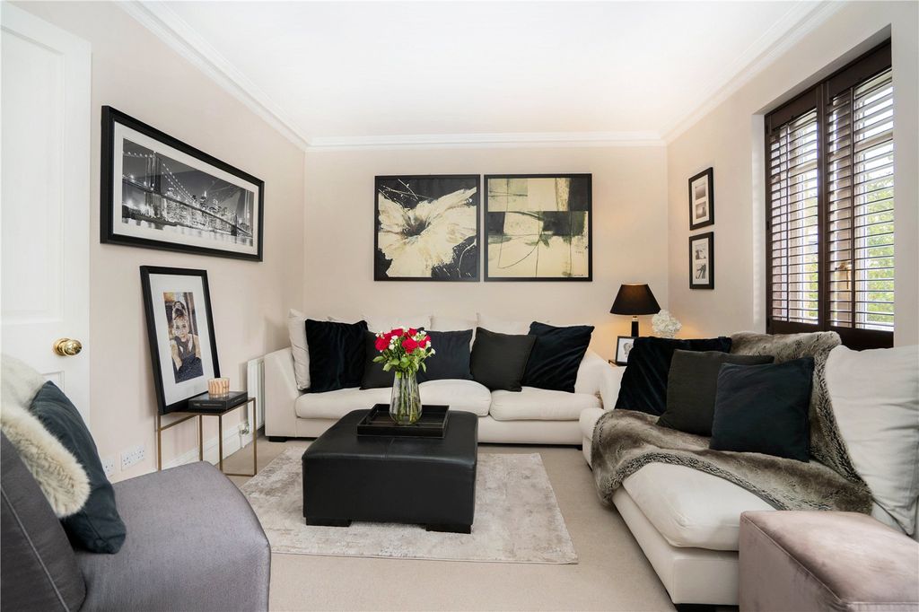 Property photo 3 of 15 Picture No. 10