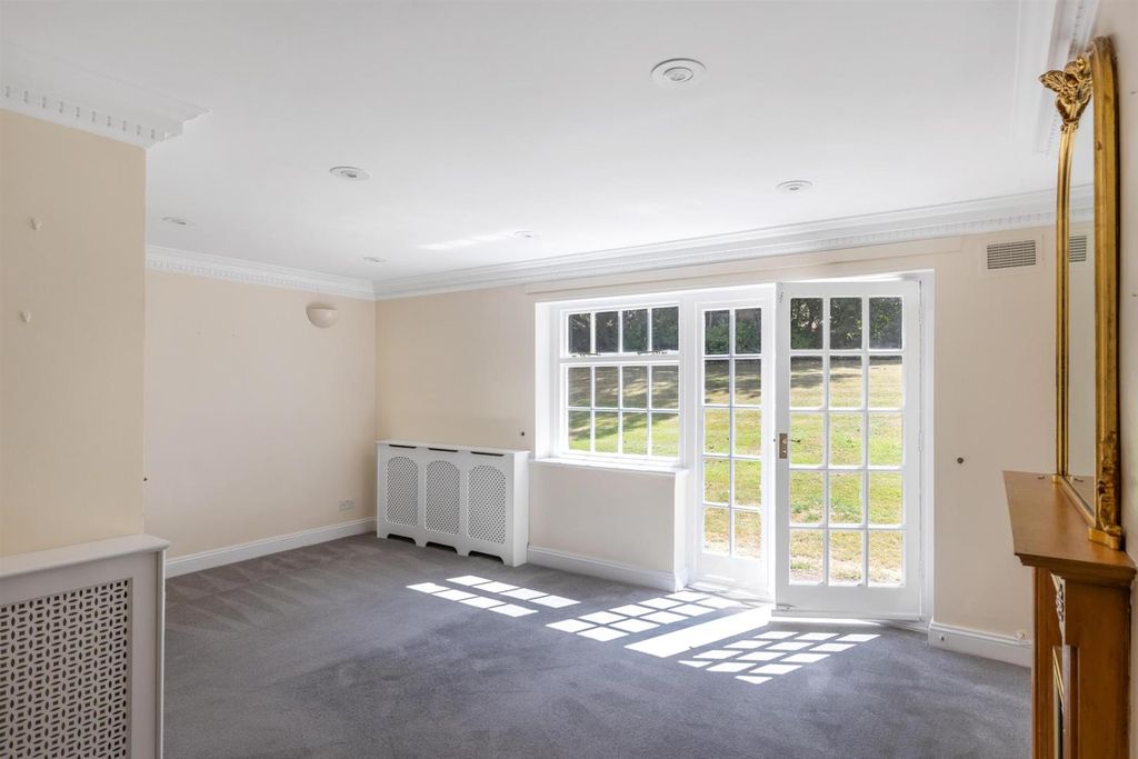 Property photo 2 of 14 4O1A5009-Hdr.Jpg