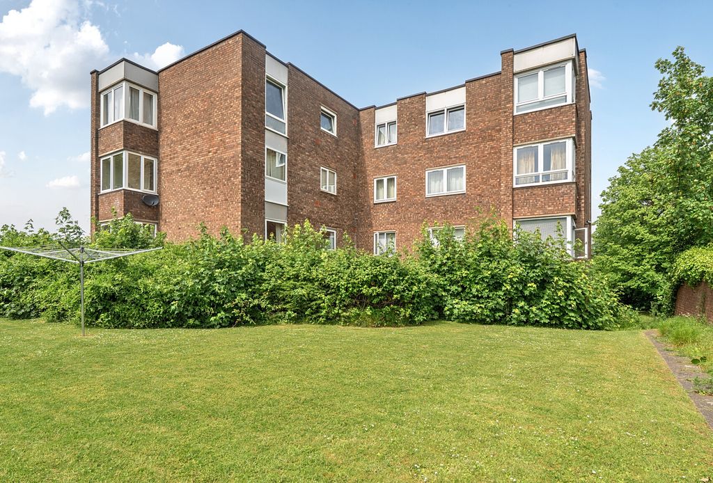 Additional image 19 of 3 bed flat for saleIson Hill Road, Bristol, Somerset BS10
