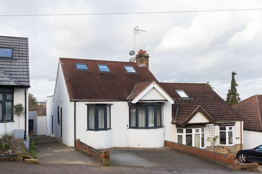 Property photo 2 of 30