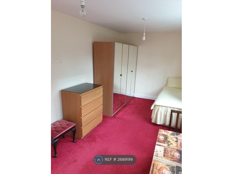 Property photo 2 of 5