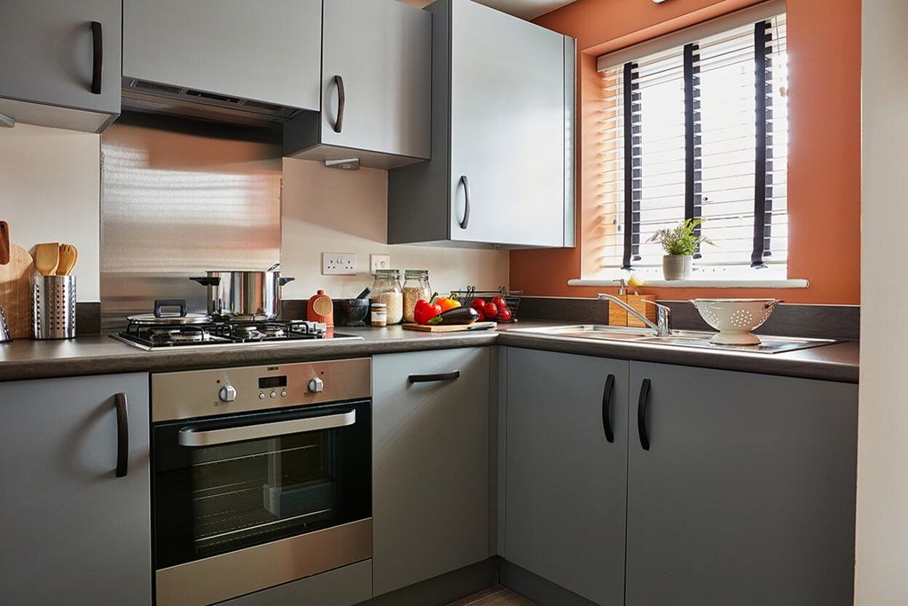 Property photo 3 of 12 Enjoy Views Of The Garden Whilst Washing Up