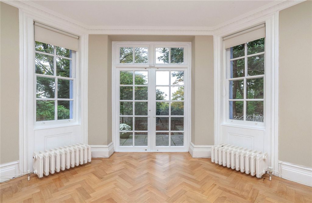 Property photo 3 of 15 Picture No. 32
