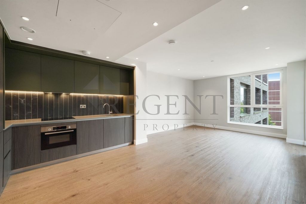 Property photo 1 of 16 (Main)